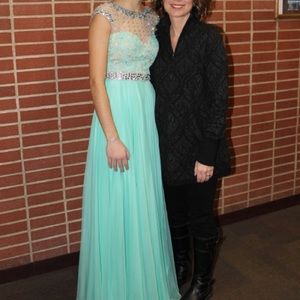 MacDuggal prom dress